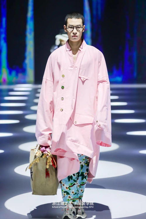 畢業(yè)設計丨浙江理工大學服裝學院2021屆畢業(yè)設計作品發(fā)布會開幕式暨服裝與服飾設計專業(yè)畢業(yè)作品展演舉行