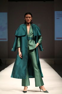 2019 高級(jí)定制服裝設(shè)計(jì)精品課程報(bào)名開啟，名額有限！兼顧皮革制品銷售實(shí)戰(zhàn)